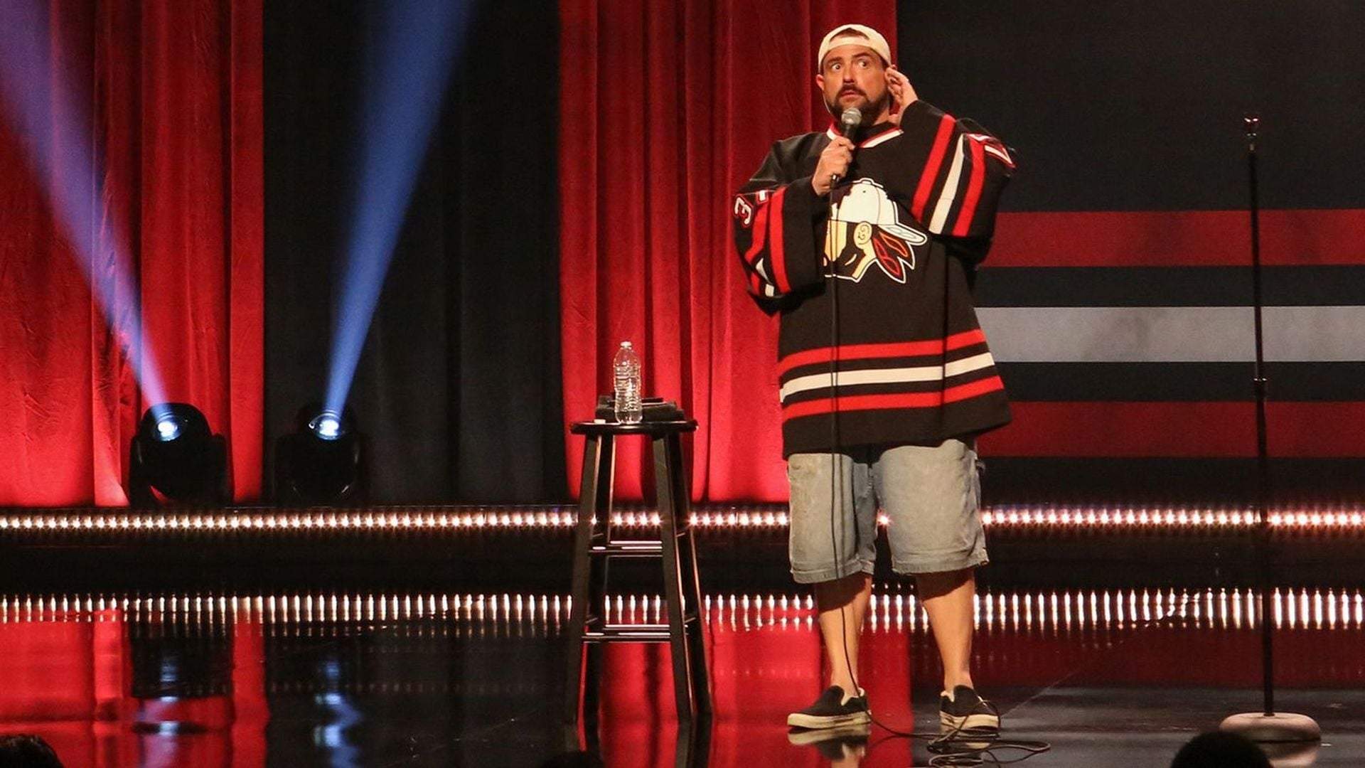 Backdrop for Kevin Smith: Silent but Deadly