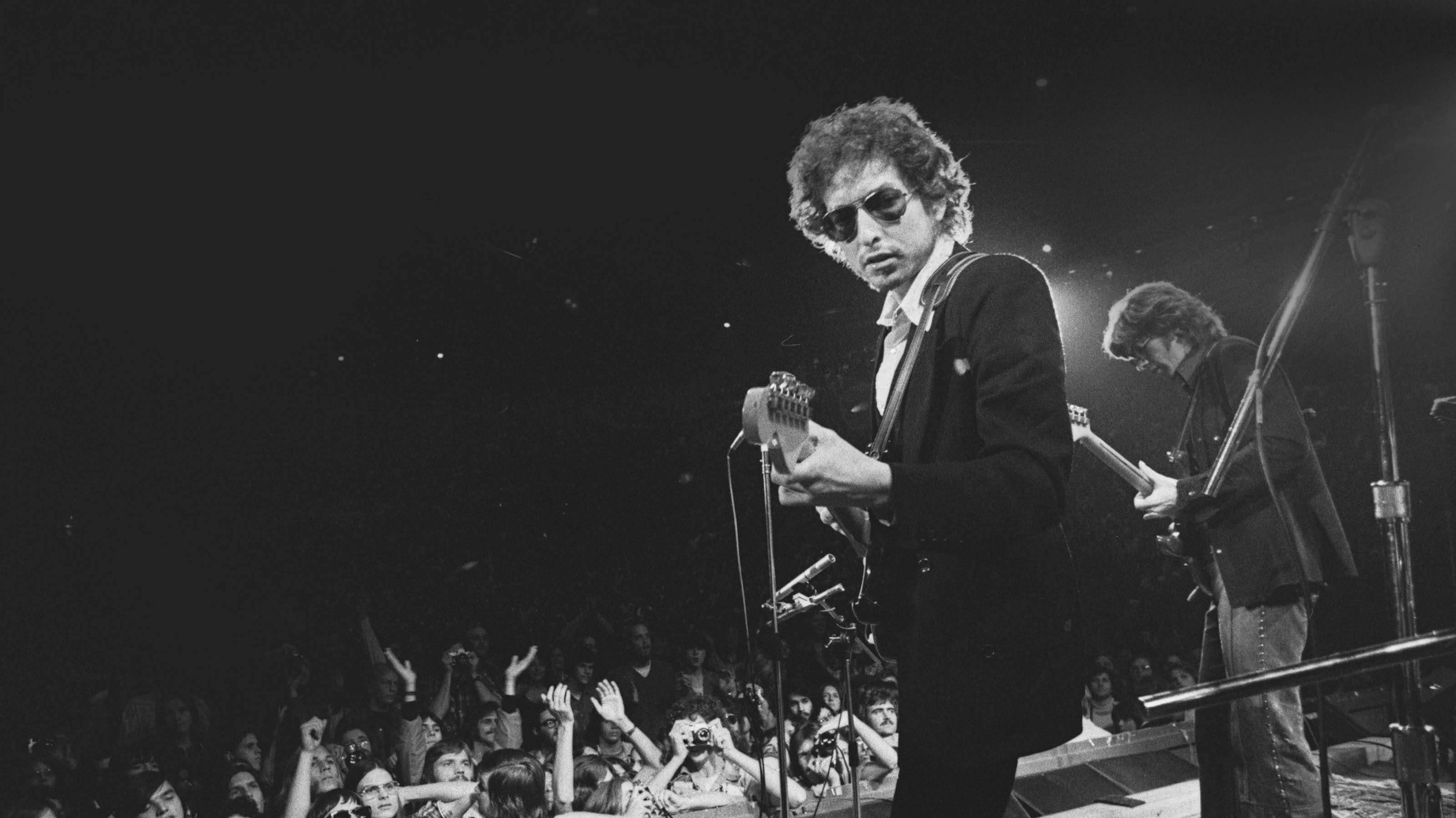 Backdrop for Bob Dylan: Odds and Ends