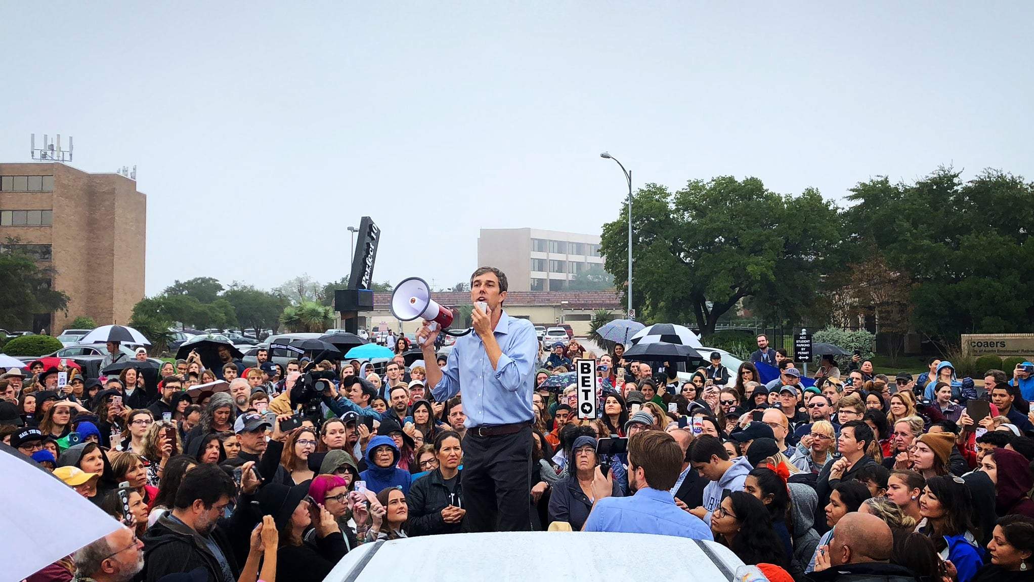 Backdrop for Running with Beto