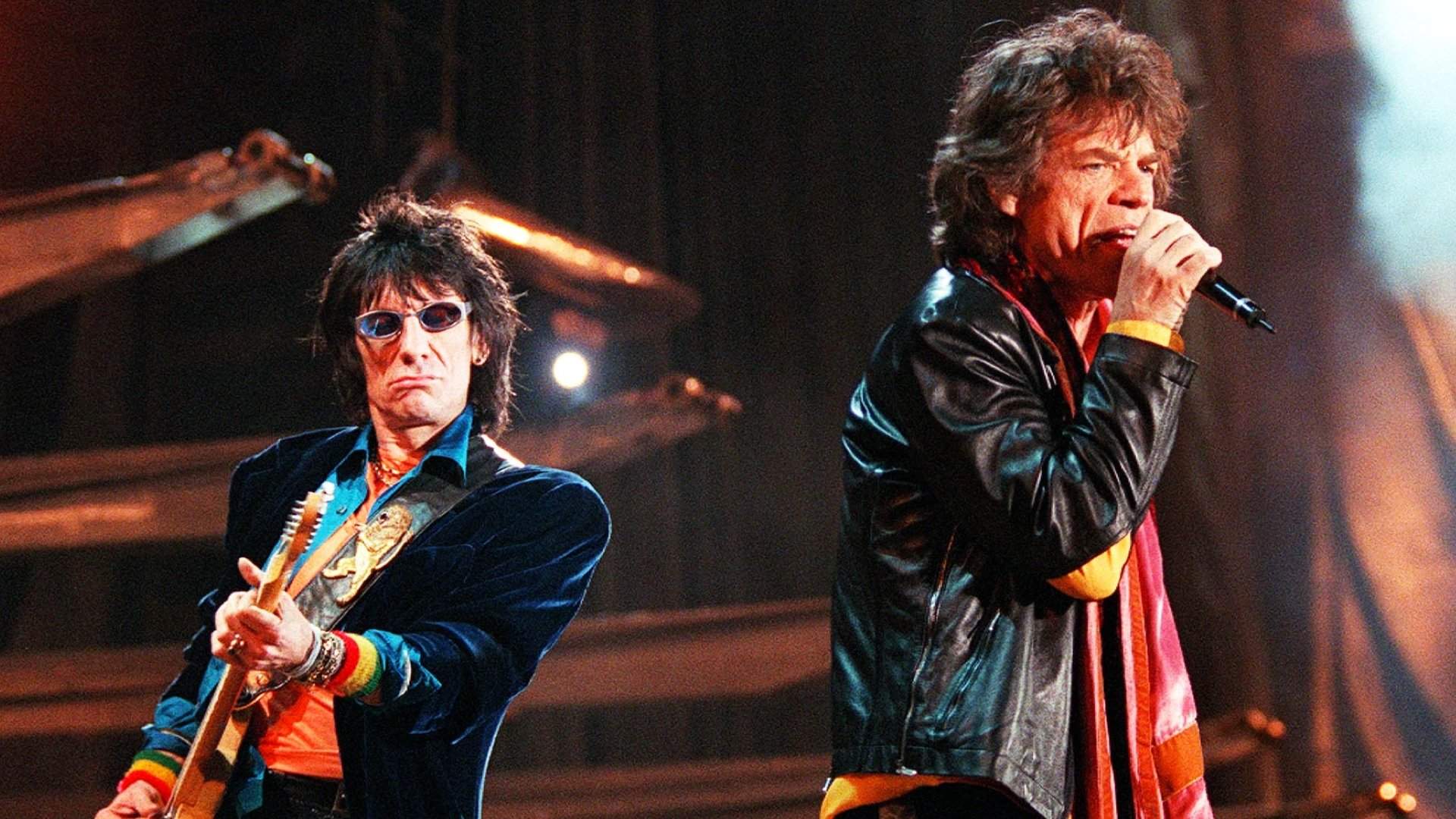 Backdrop for The Rolling Stones - Voodoo Lounge Uncut