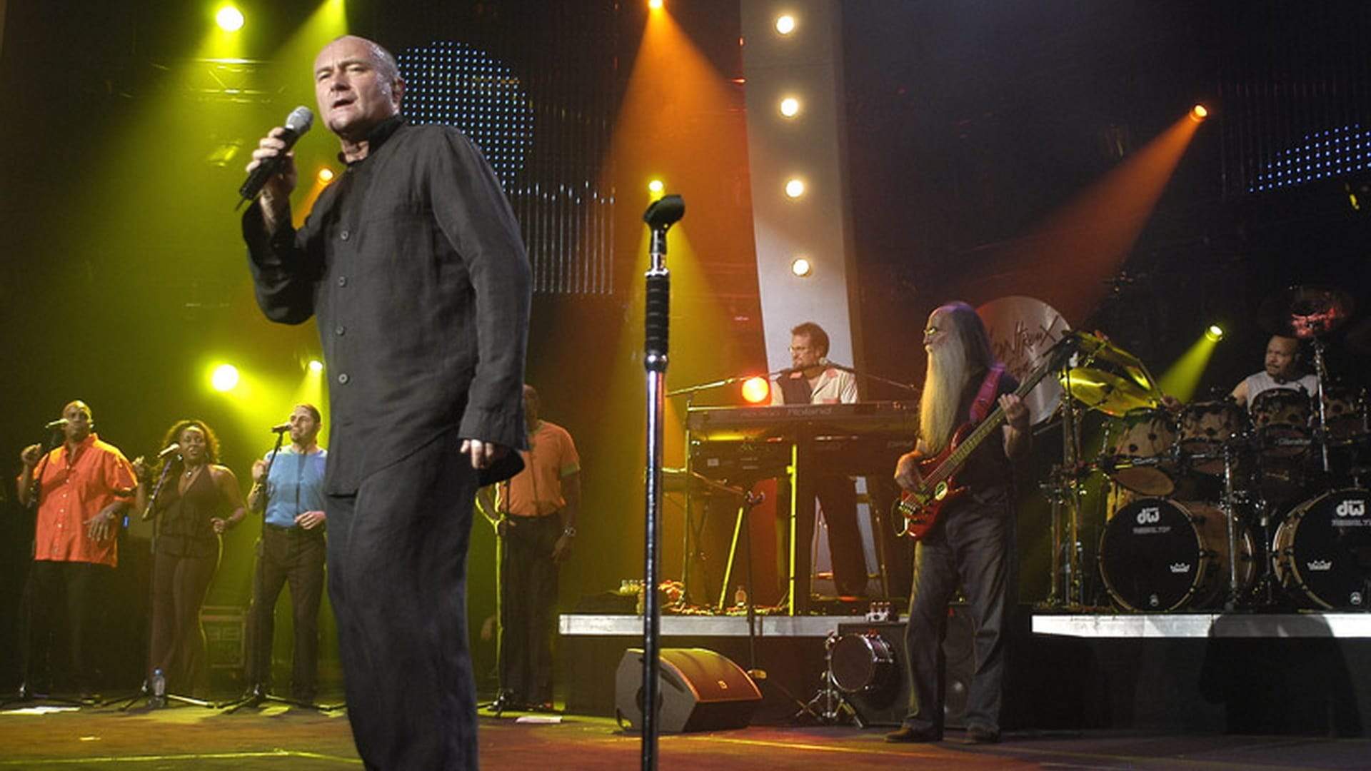 Backdrop for Phil Collins: Live at Montreux 2004