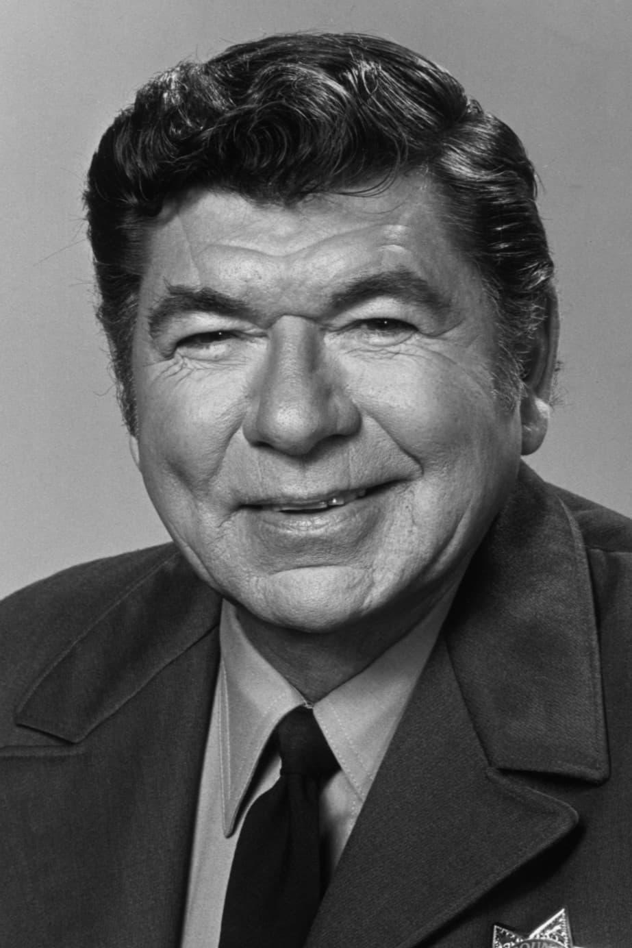 Claude Akins