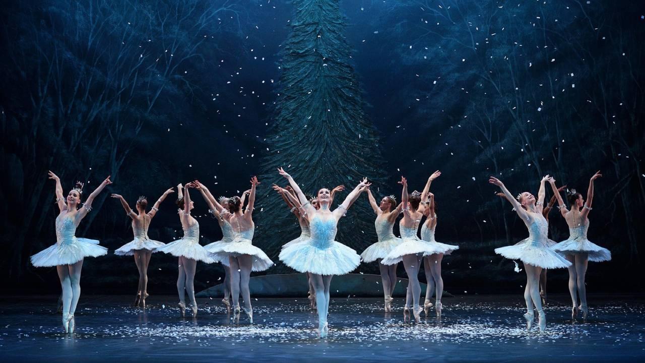 Backdrop for Nutcracker Delights: English National Ballet