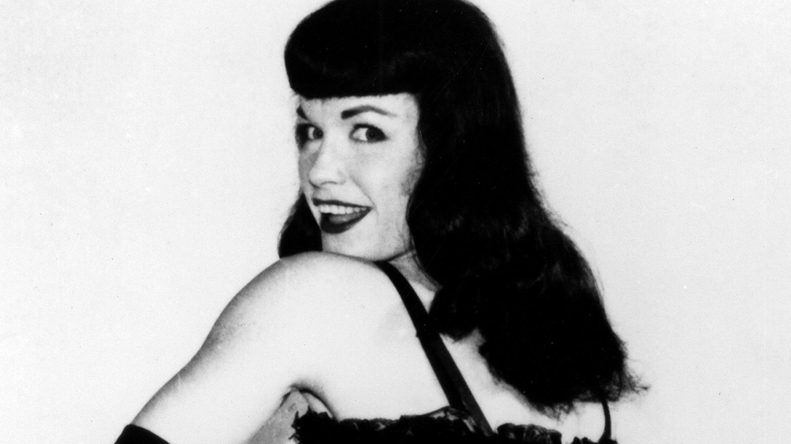 Backdrop for The Exotic Dances of Bettie Page