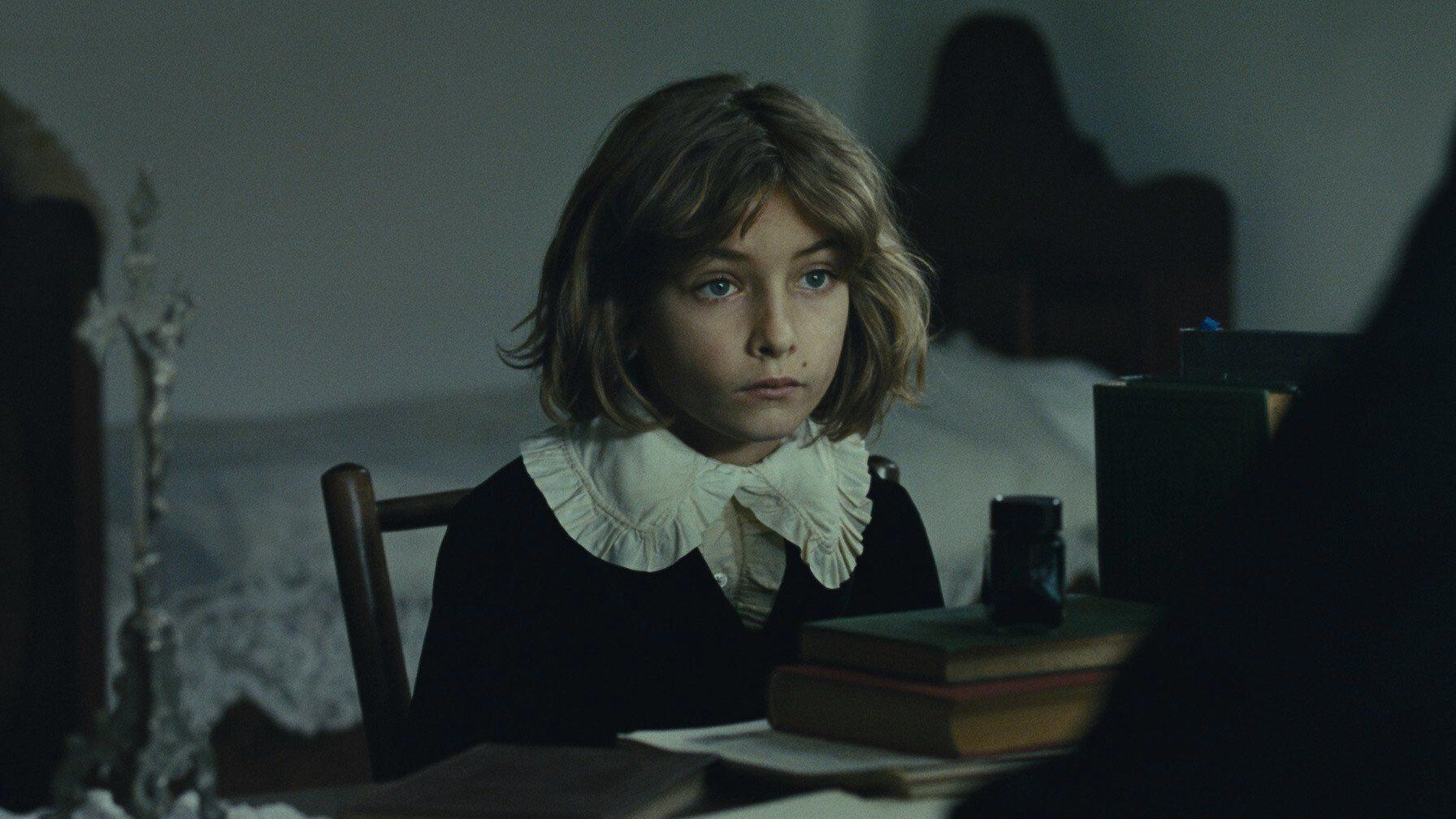 Backdrop for The Childhood of a Leader