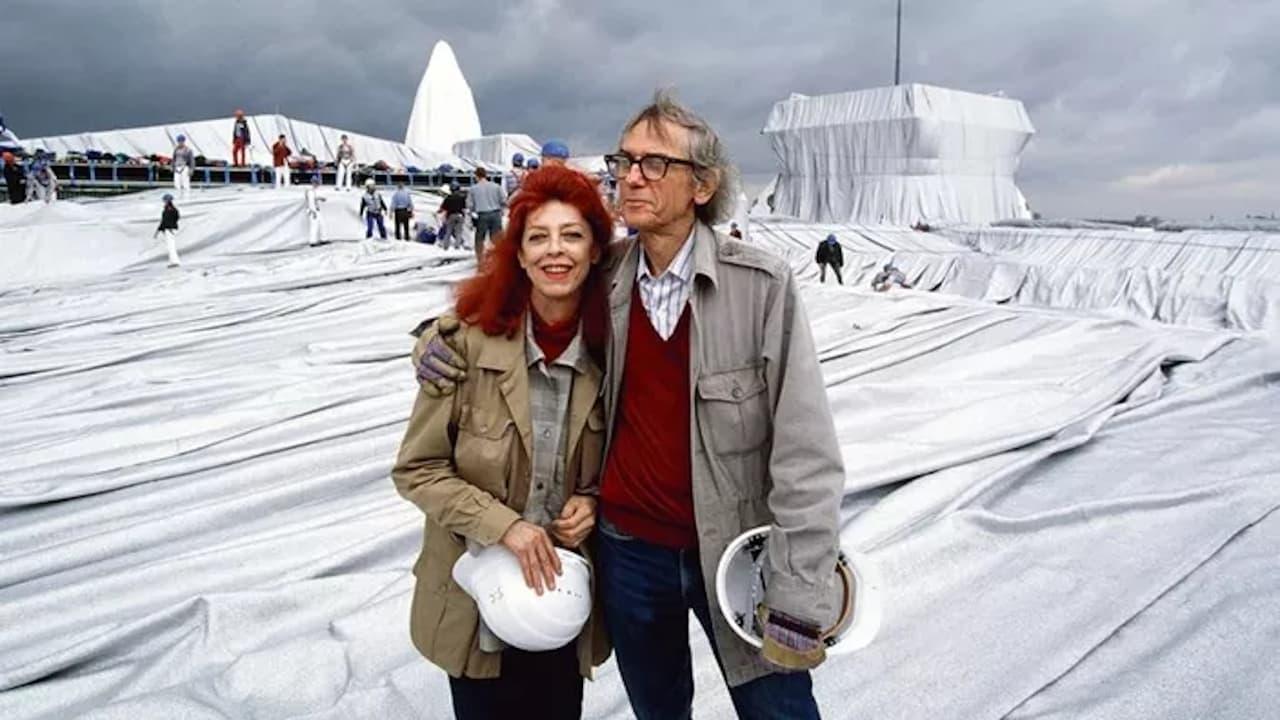 Backdrop for Christo & Jeanne Claude - L’art de cacher, l’art de dévoiler