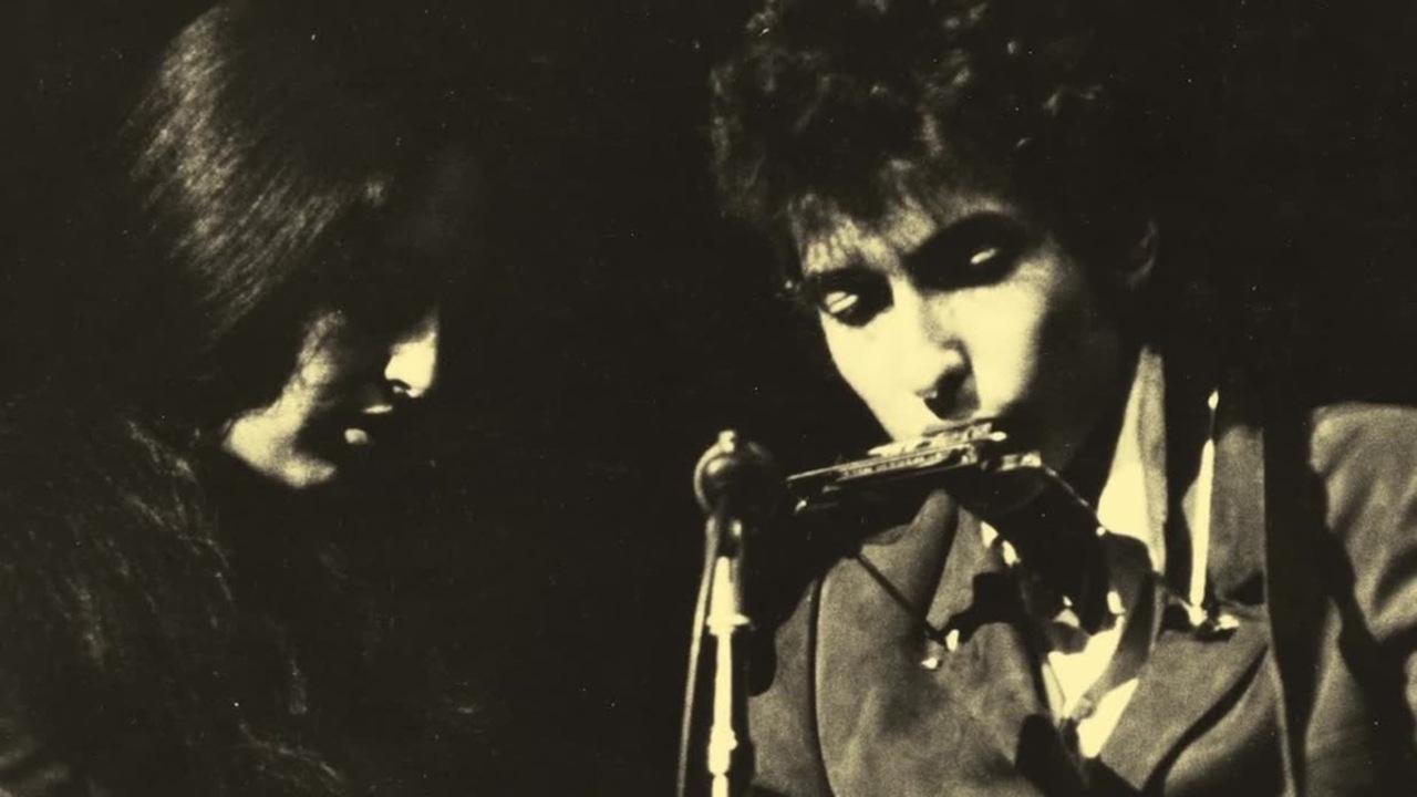 Backdrop for Bob Dylan: Busy Being Born