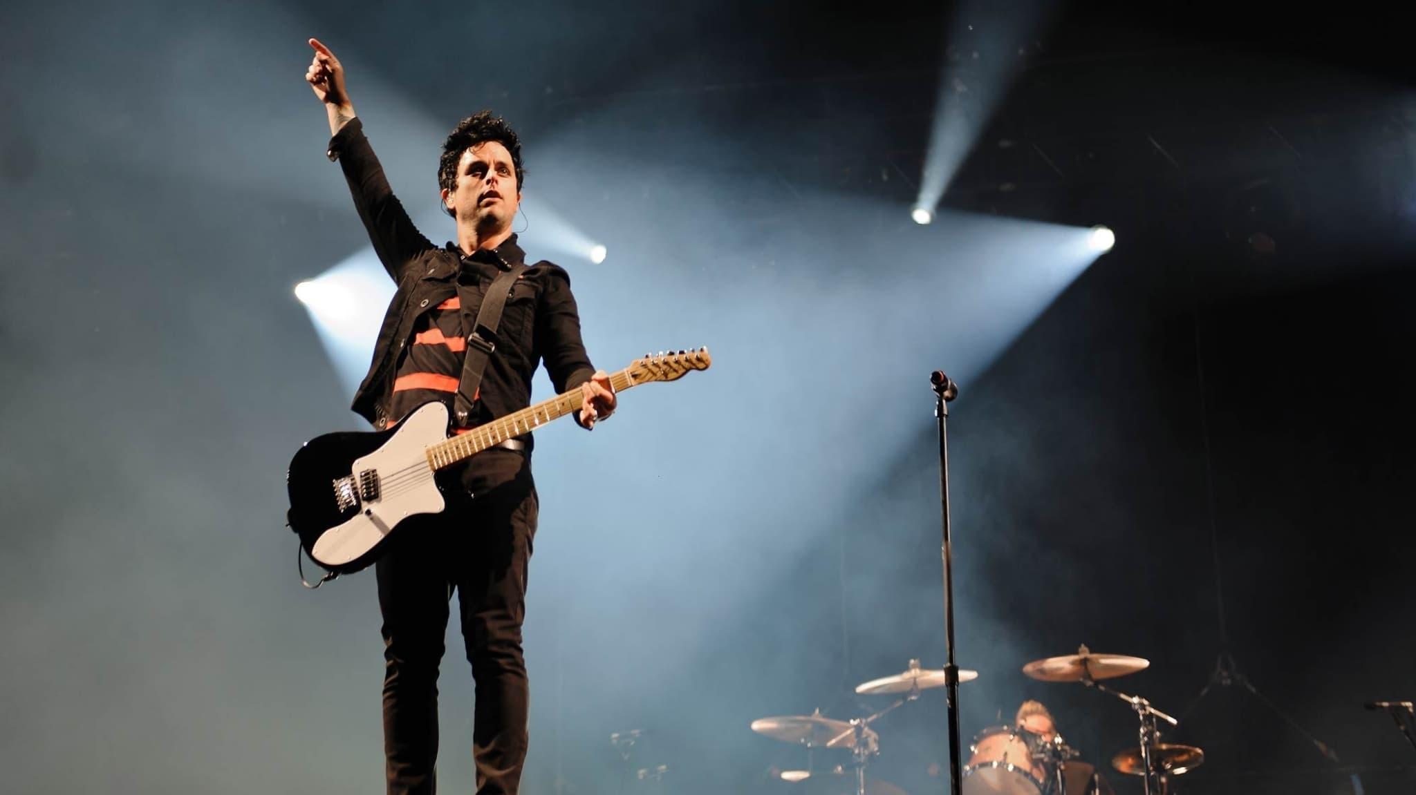 Backdrop for Green Day: Live at Reading Festival 2013